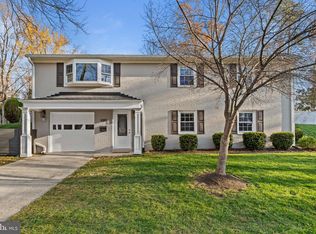 4301 Braeburn Dr, Fairfax, VA 22032