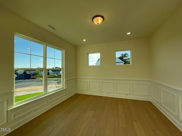 1608 Maelyn Way — Photo 24