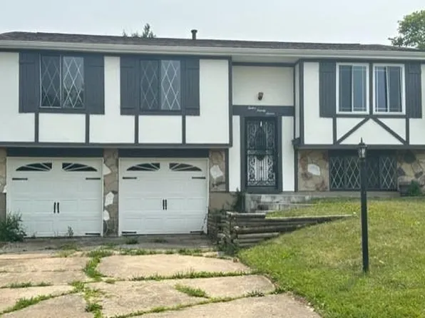 1297 Komura Ct, Cincinnati, OH 45240