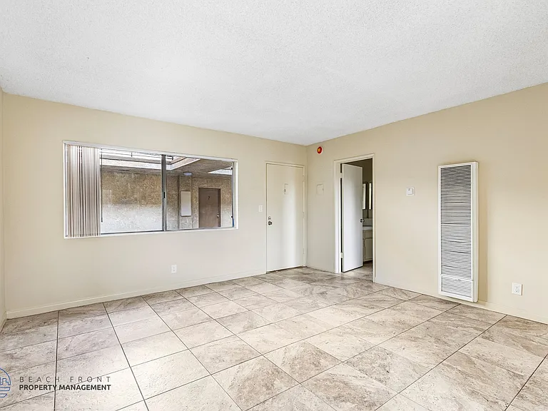 4117 W. Broadway — Photo 35