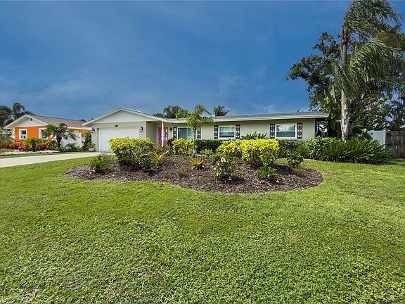 2nd image of 3326 BOUGAINVILLEA STREET