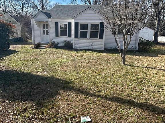 2nd image of 111 Crane Ave