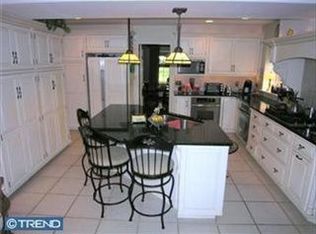 1334 Girard Ave, Wyomissing, PA
