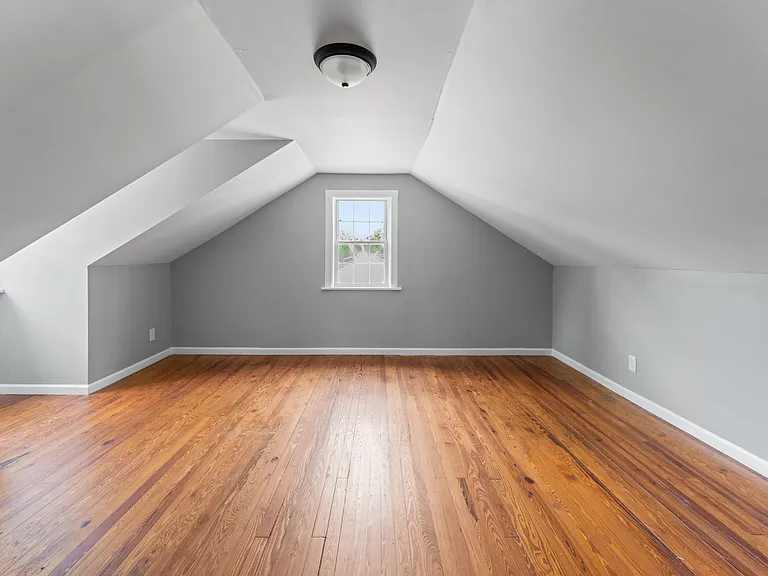 2501 Williams St — Photo 28