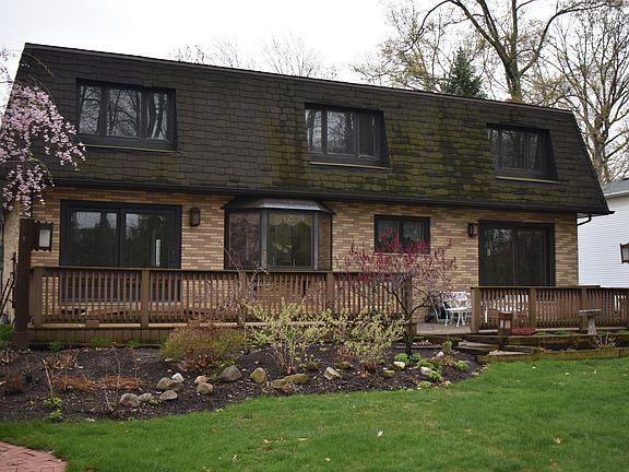 3rd image of 25142 Hilliard Blvd