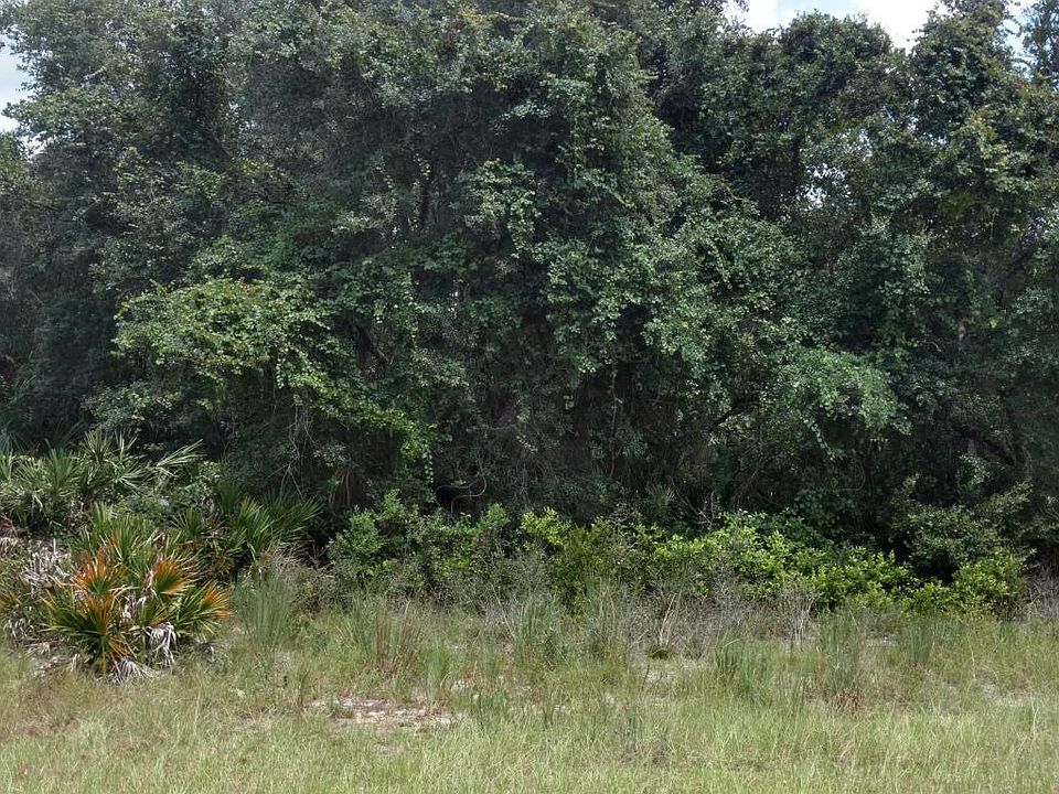 1st image of 110 Woodland Acres Ct