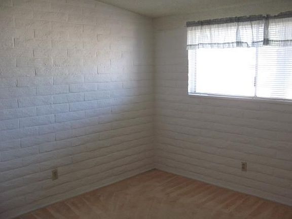 4th image of 8358 E Louise Dr