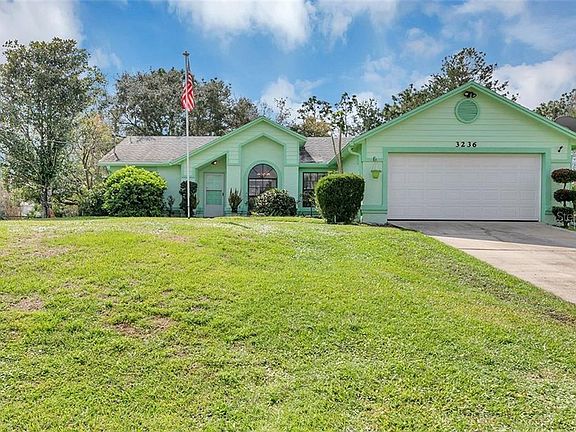 2nd image of 3236 Tallwood Dr