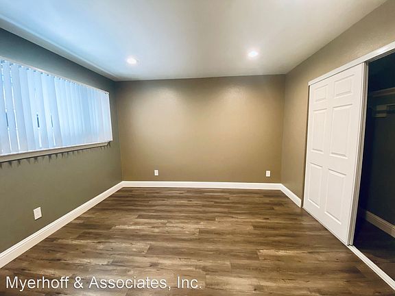 5th image of 25013-25021 Cypress Ave APT 25021-2