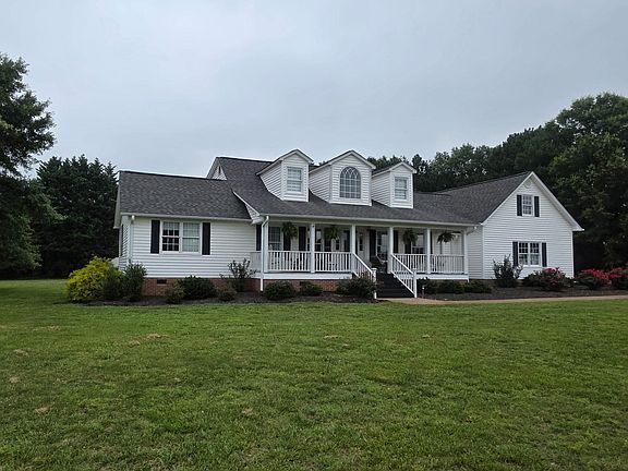 2nd image of 309 Morgan Cir