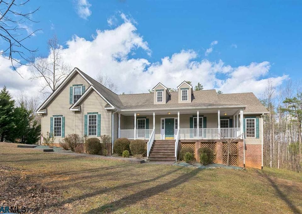 1st image of 482 Mountainside Dr