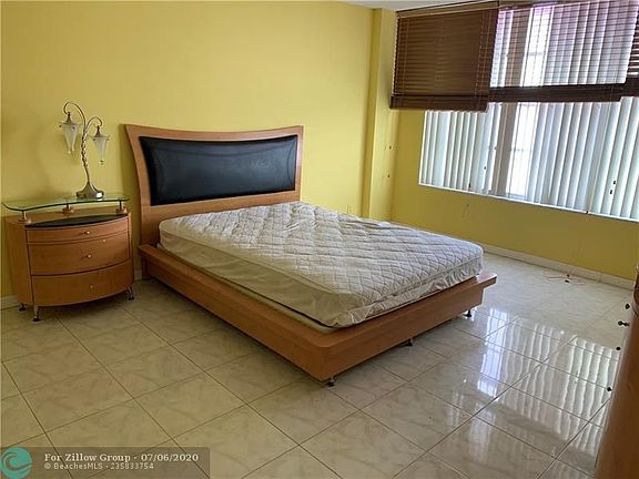 3rd image of 3800 S Ocean Dr APT 723