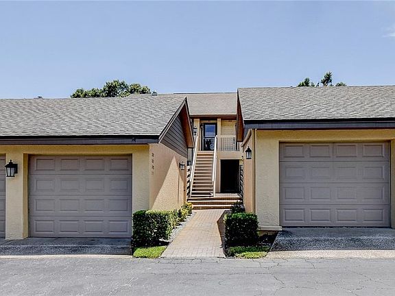 2nd image of 3153 Landmark Dr APT 221