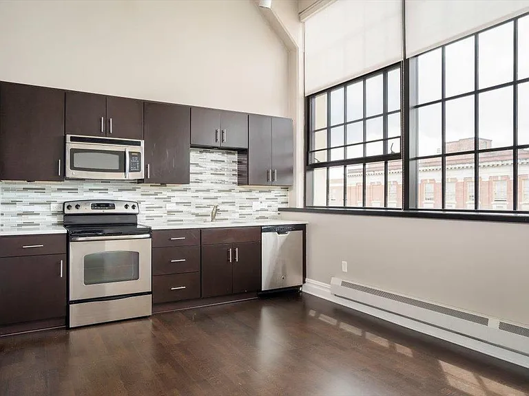 2917 Main St #309 — Photo 7