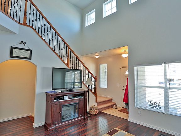 3rd image of 4029 W Scarsborough Ln