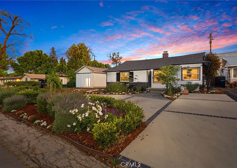 1st image of 22928 Leonora Dr