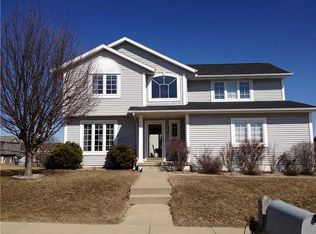 502 Blue Heron Ct NE, Cedar Rapids, IA 52402