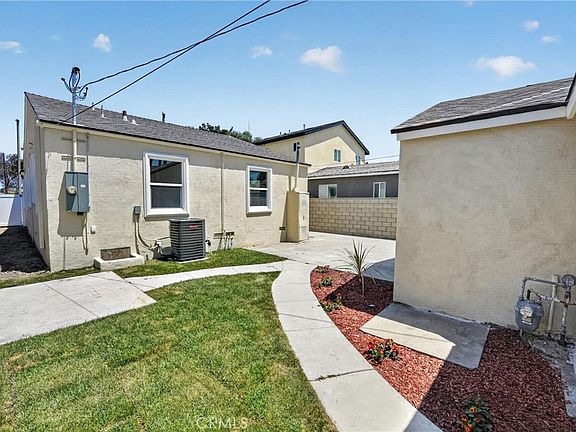4th image of 2741 Gale Ave