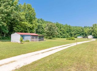 117 Pinewood Rd, Linden, TN 37096