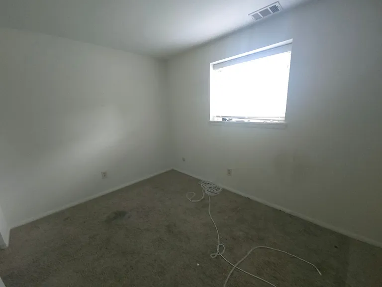 1524 Dexter St — Photo 14