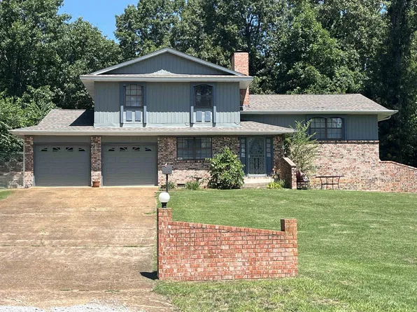 110 Emerald Ln, Horseshoe Bend, AR 72512