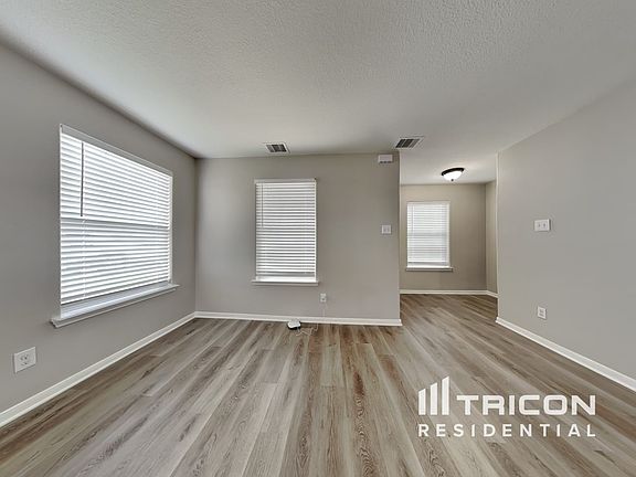 2nd image of 7031 Rosebud Hollow Ln