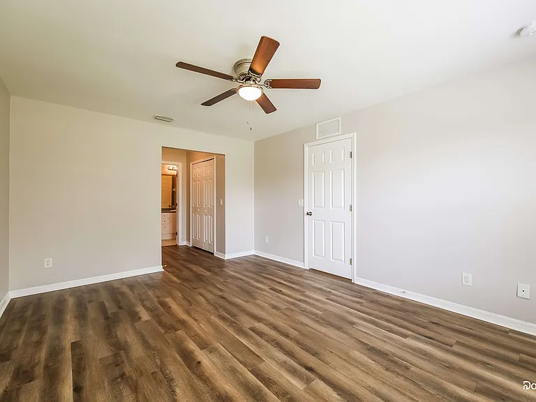 223 Beckley Dr — Photo 13