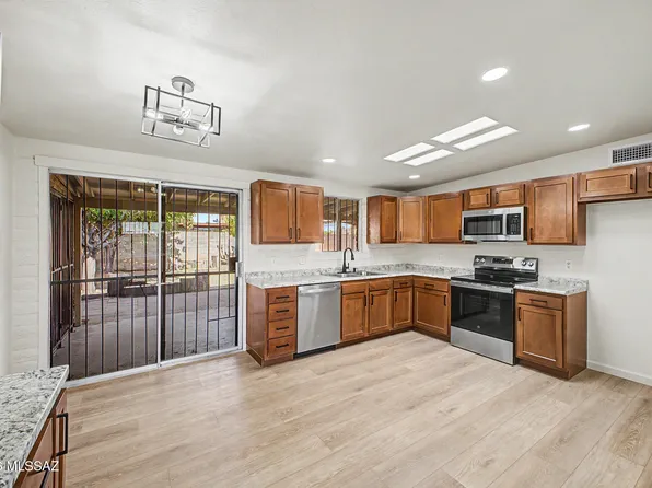 4861 S Calle Pamplona, Tucson, AZ 85714