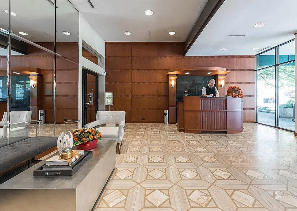 65 East Scott