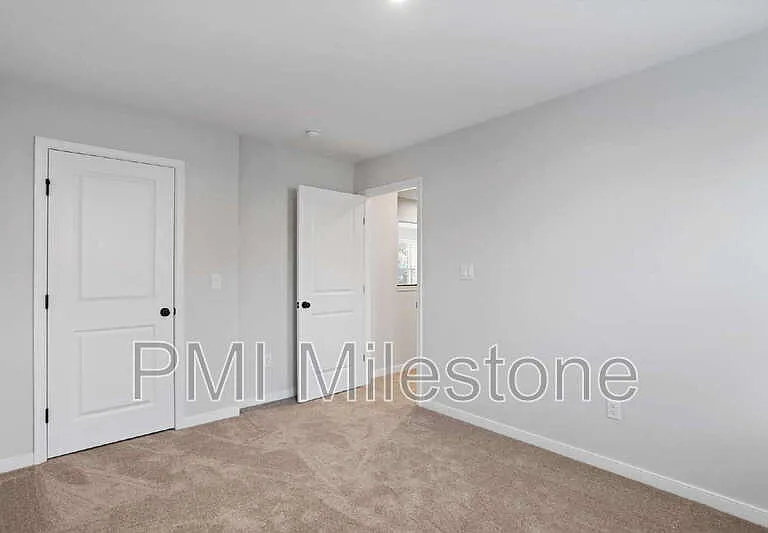 530 N 3rd St #A — Photo 46