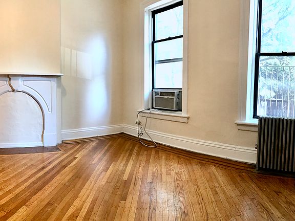3rd image of 68 Nevins St #4