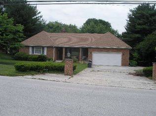 125 Crozerville Rd, Aston, PA 19014