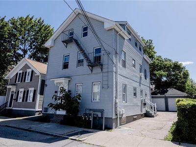 25 Unit St, Providence, RI, 02909