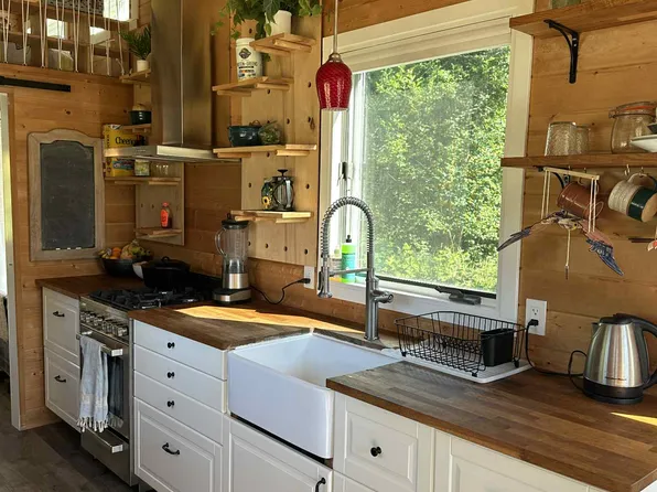 (undisclosed Address), Pt Townsend, WA 98368