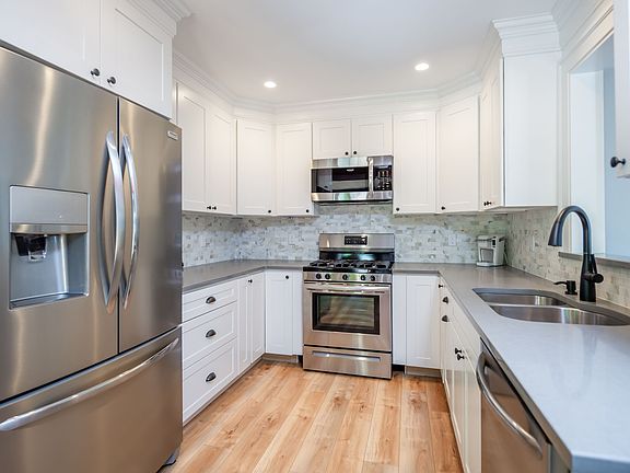 5th image of 116 Marys Ln