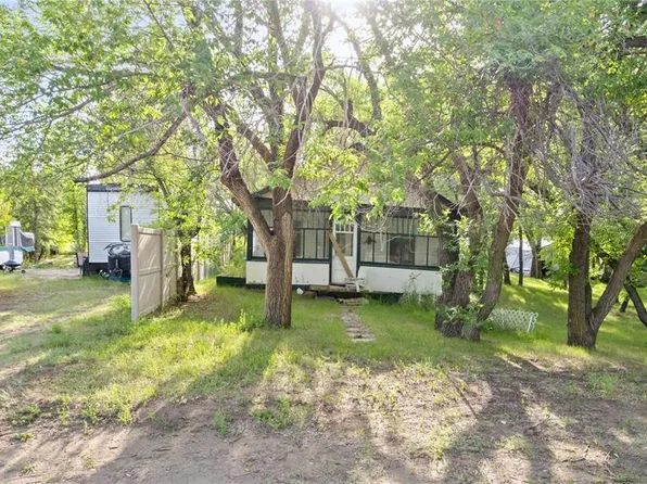 11 & 12 Rose CRESCENT, Pike Lake Provincial Park, SK S7K 1N2