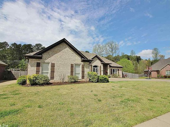 2nd image of 3811 Graceful Oaks Dr