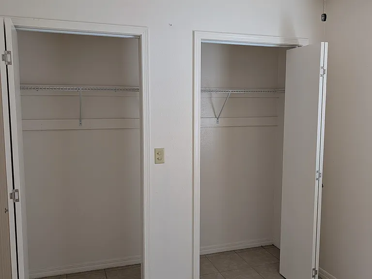 371 NW Lake City Ave #102 — Photo 14
