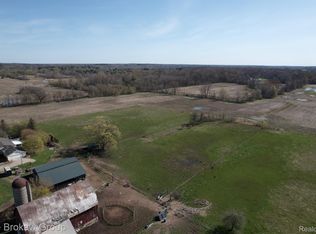 9448 Washburn Rd, Columbiaville, MI 48421