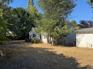 601 Snow Rd, Sebastopol, CA 95472