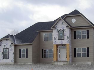 449 Keystone Ct, Bath, PA 18014