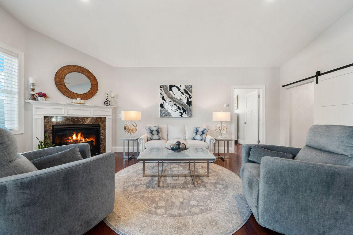 next background image