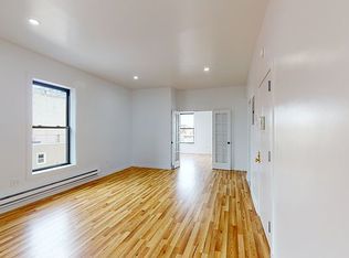 257 S 2nd St #3, Brooklyn, NY 11211