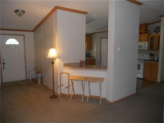 4th image of 408 Windwood Dr