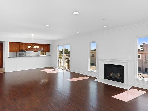 3rd image of 8610 Chalmers Dr APT 404