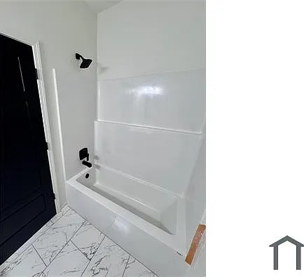 3 bed, 1200 sqft, $1,500 — Photo 4