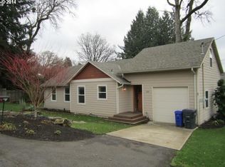 605 E Fairfield St, Gladstone, OR 97027