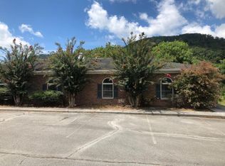 1001 N Main Ave, Erwin, TN 37650