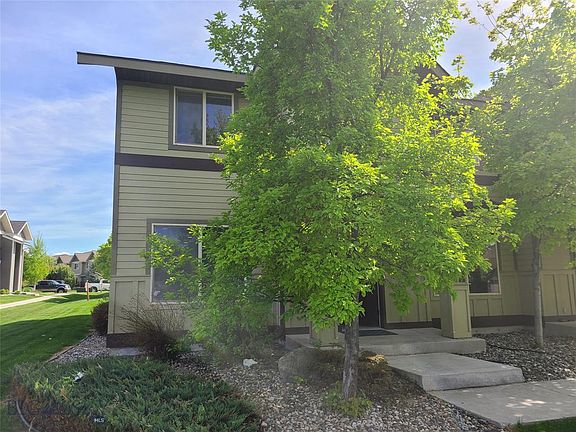 3rd image of 2756 Marlyn Ct #B