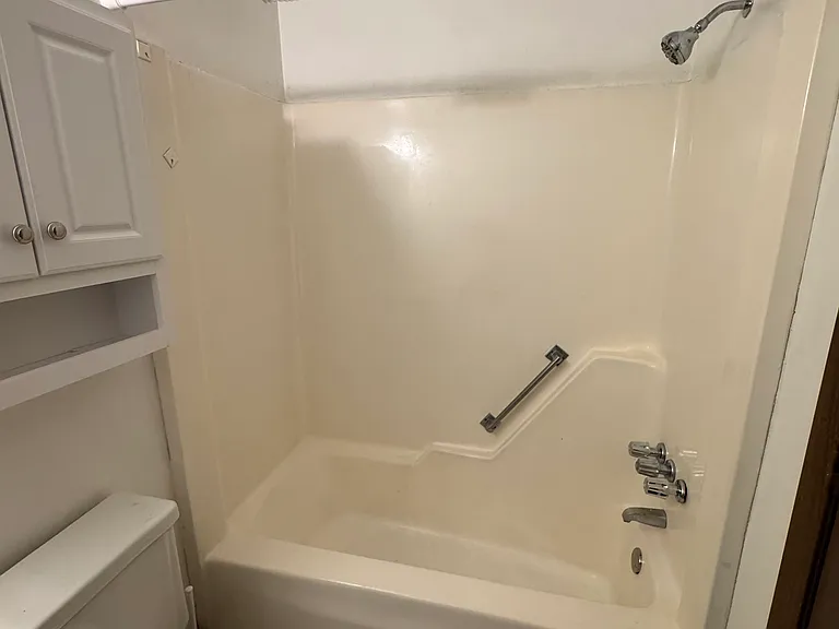 4000 Lancaster Rd #11 — Photo 3